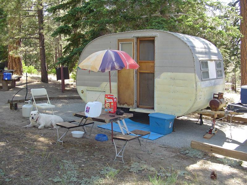 http://www.cannedhamtrailers.com/forum/camping.jpg