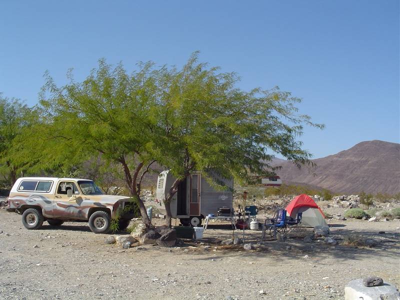 http://www.cannedhamtrailers.com/forum/camping/camp3.jpg
