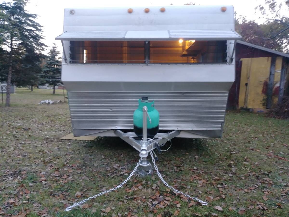 http://www.cannedhamtrailers.com/forum/mike/mike5.JPG